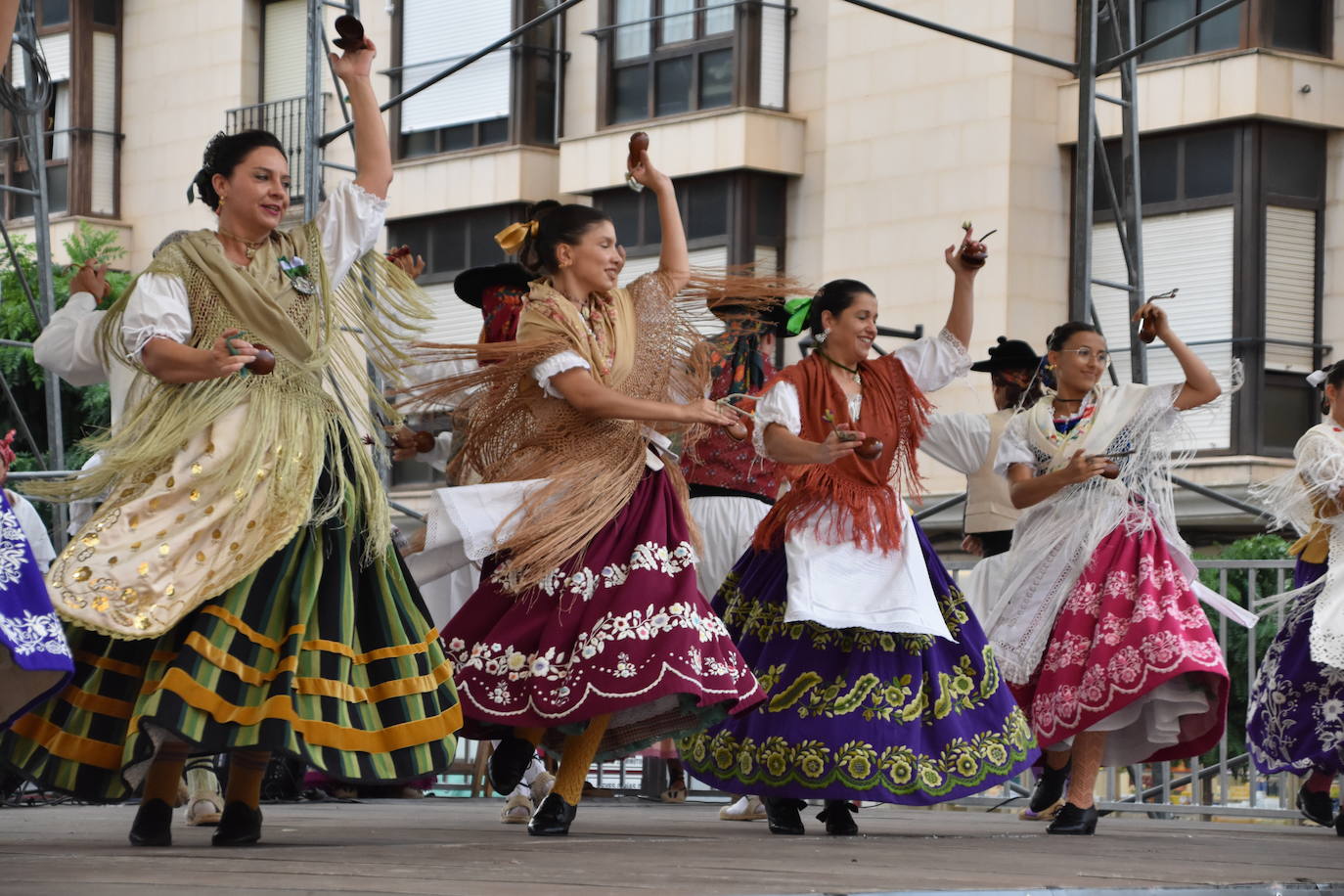 Fotos: Calahorra acogió el XXXII Festival Internacional de Danzas