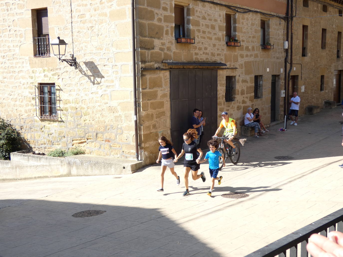 Fotos: Carrera popular &#039;Meandro del río Ebro&#039; en Briñas