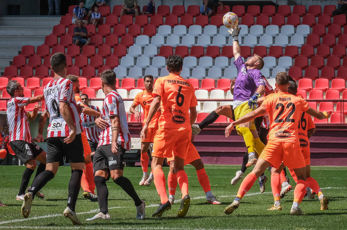 Fotos: La SDL se estrena con derrota ante el Alcoyano