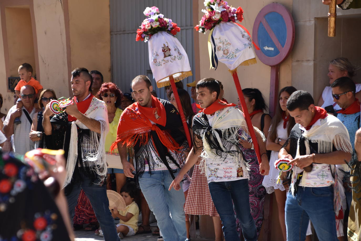 Fotos: Bajada de San Gil y danza de la Gaita