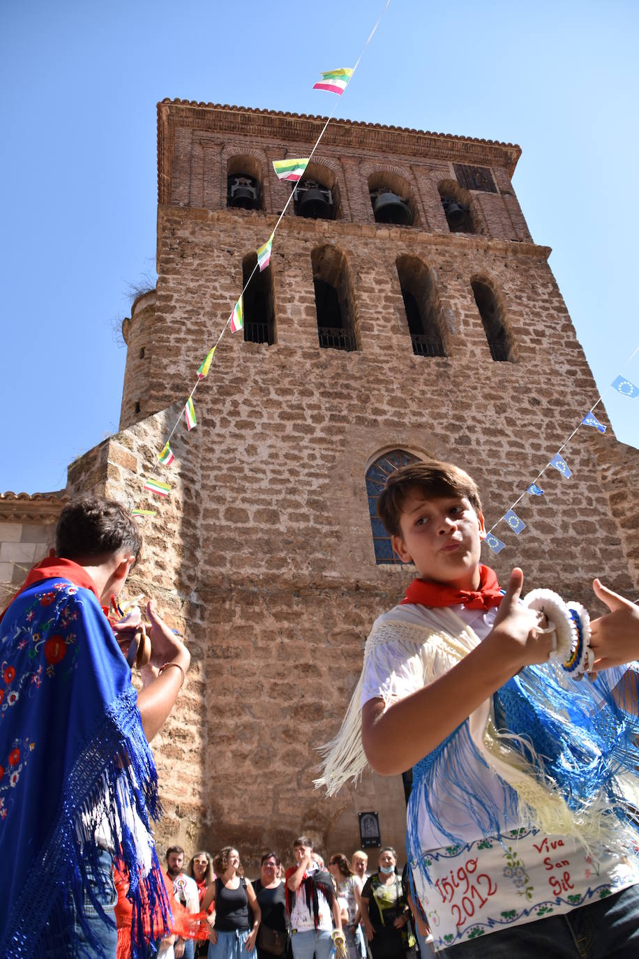 Fotos: Bajada de San Gil y danza de la Gaita