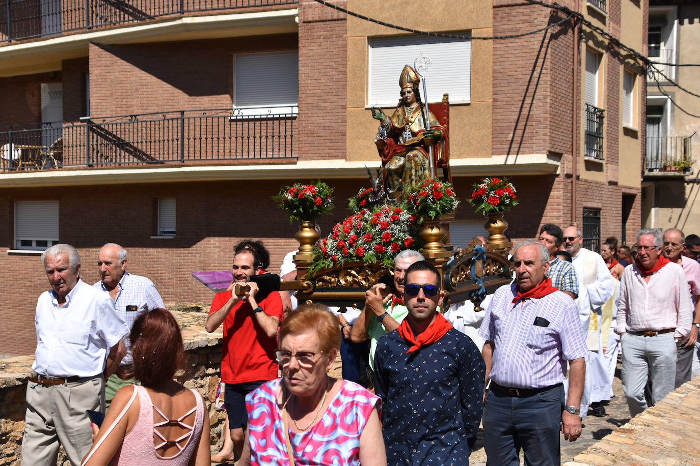 Fotos: San Gil recorre las calles de Cervera al son de las &#039;pulgaretas&#039;