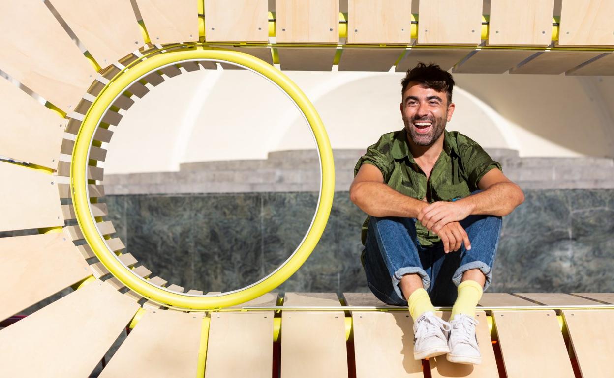 El arquitecto y director de Concéntrico, Javier Peña, sobre la instalación 'Cielo Oscuro' de Matali Crasset, ubicada en El Espolón. 