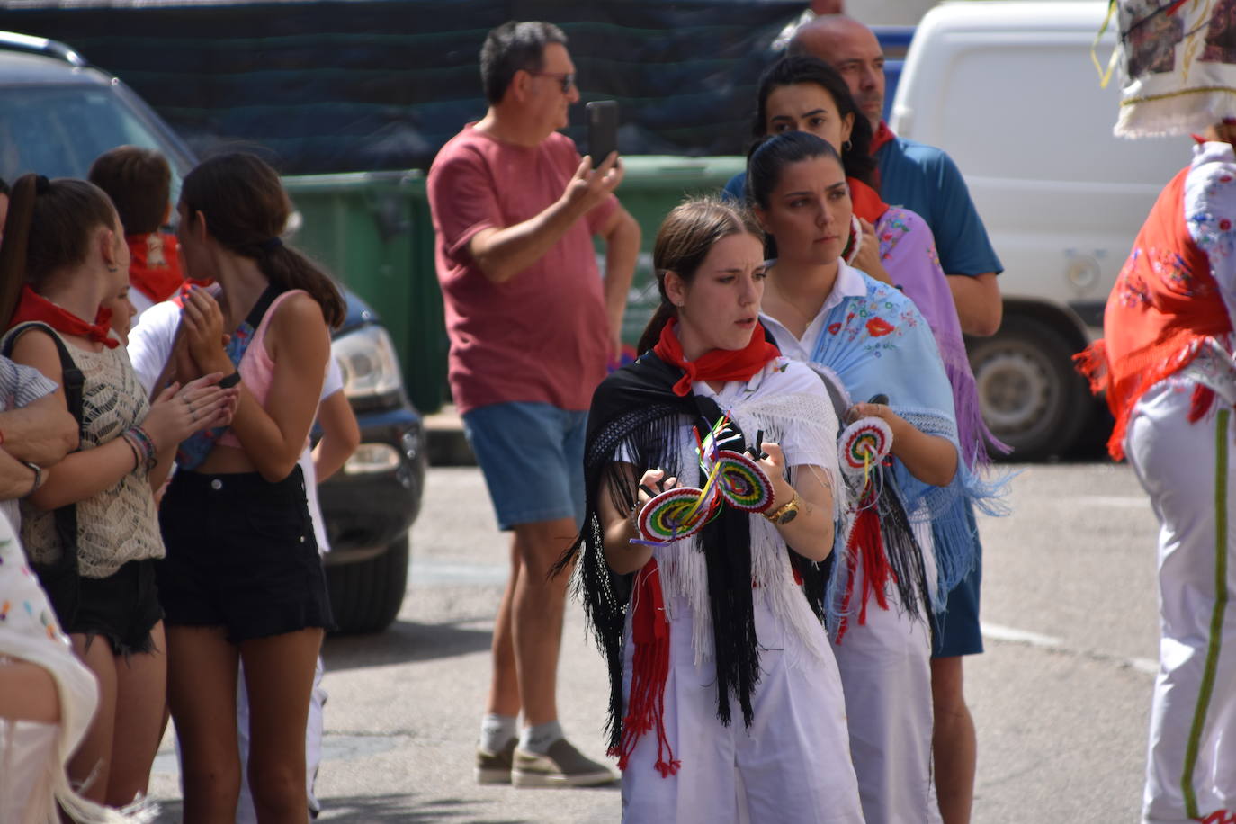 Fotos: El baile de la Gaita y Gigantes en Cervera para celebrar &#039;Sangilillo&#039;