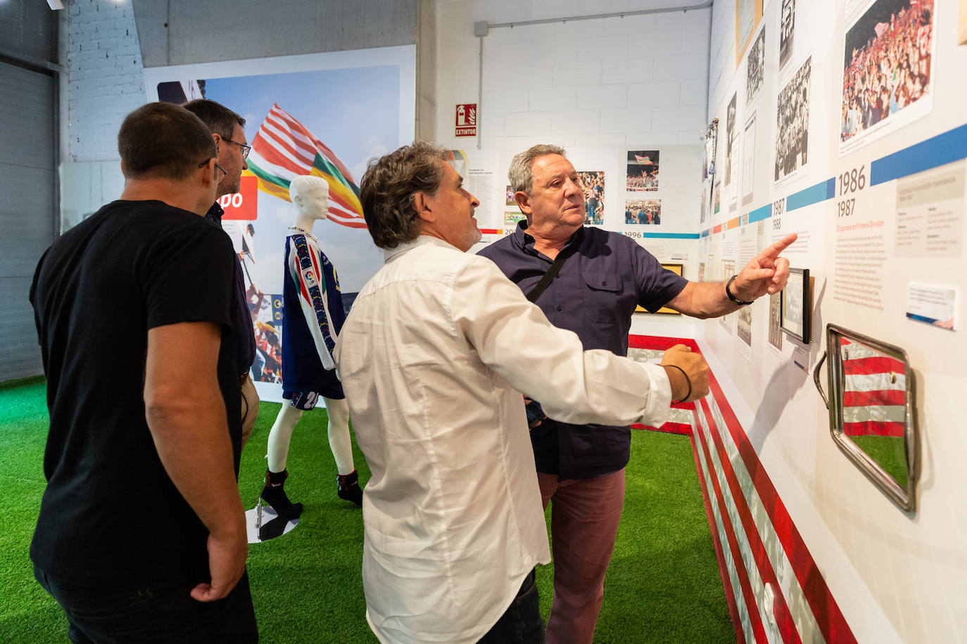 Fotos: Las Gaunas acoge una muestra dedicada al Logroñés