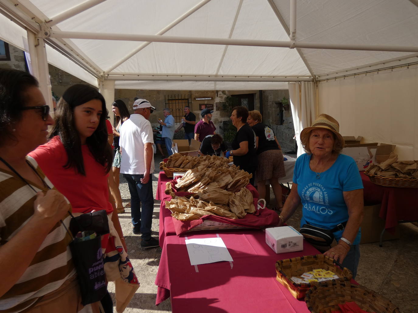 Fotos: Ábalos presume de vino