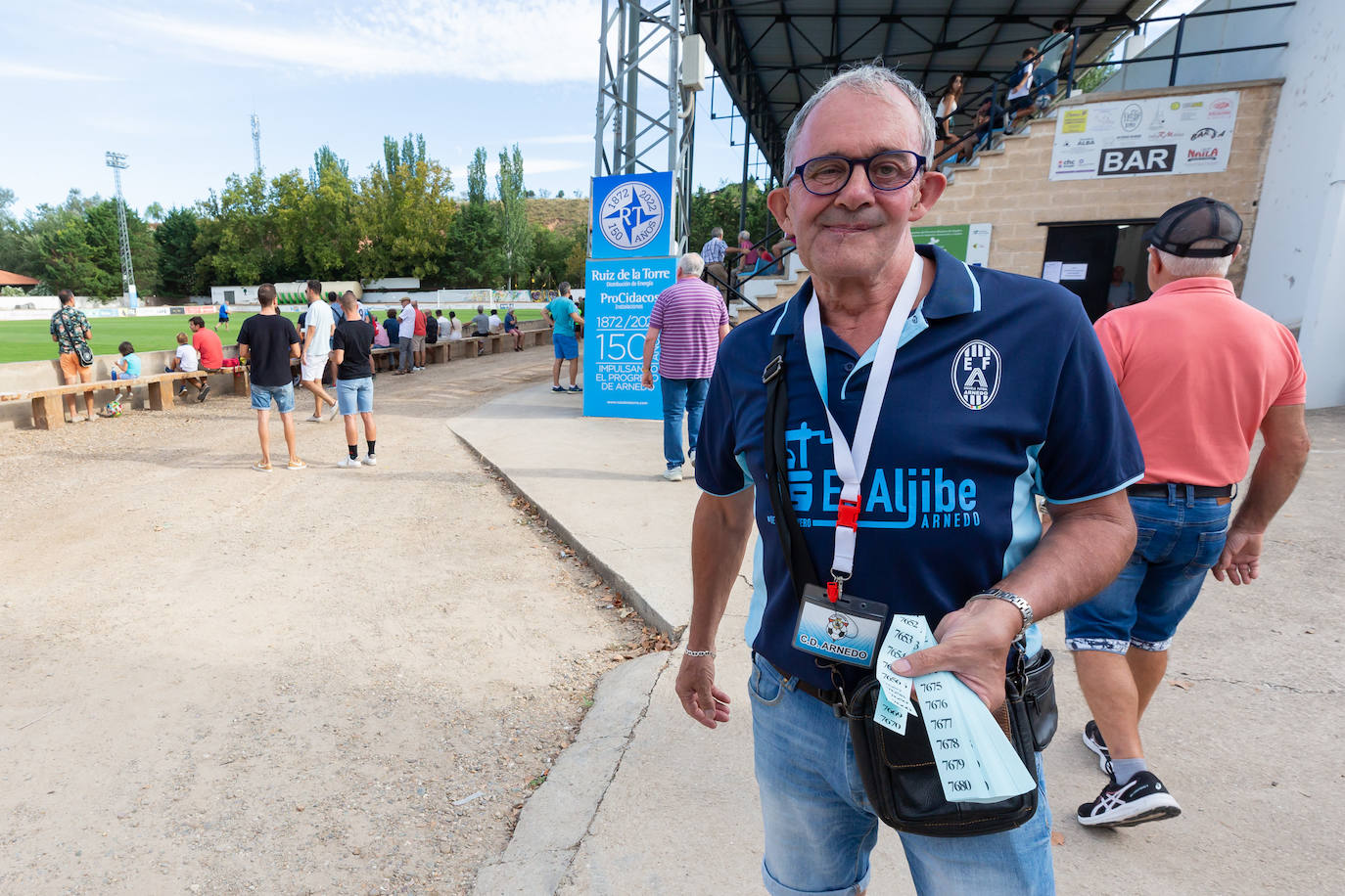 Fotos: Dulce estreno del Arnedo en Segunda RFEF