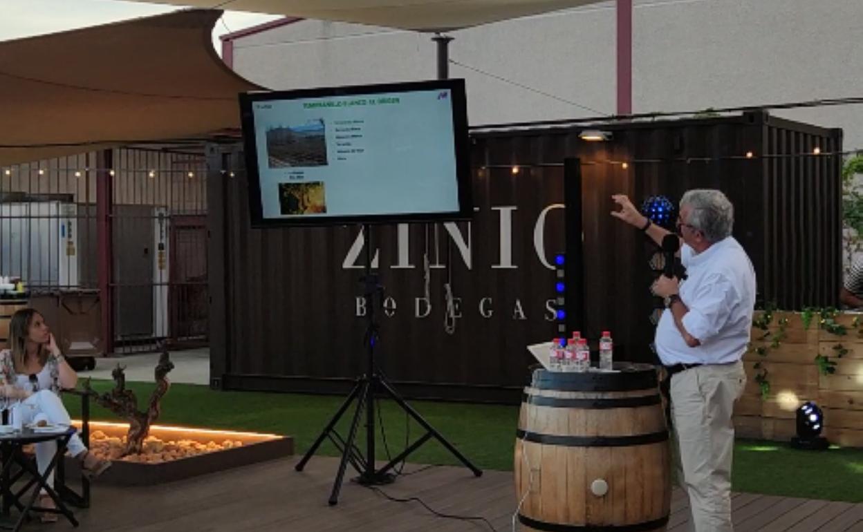 García Escudero, en la charla. 