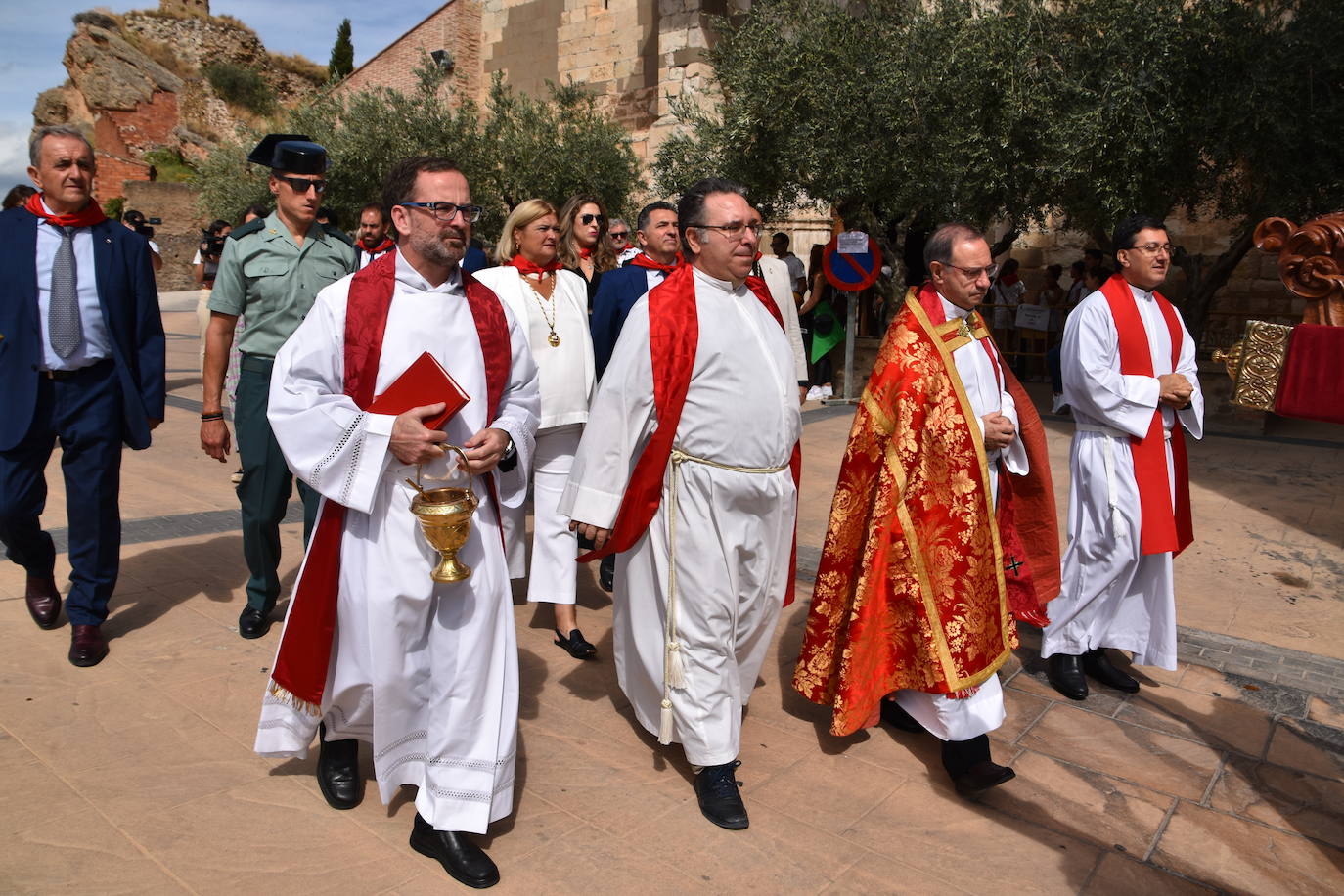 Fotos: Día de San Adrián y Santa Natalia con el tradicional pisado de uvas en Autol