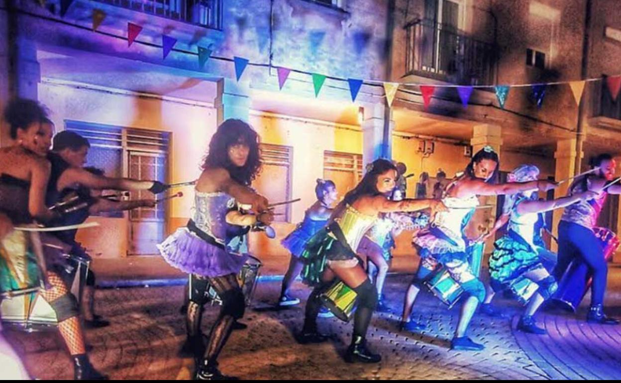 La fiesta va por barrios