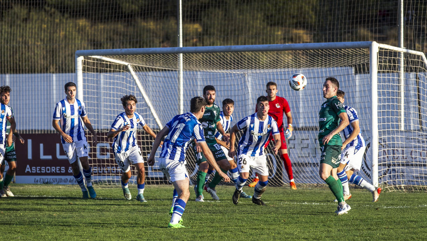 Fotos: Victoria para el Alfaro ante la Real Sociedad C