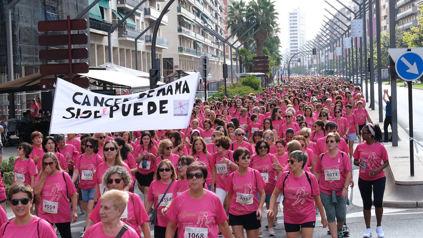 Fotos: Marea rosa contra el cáncer en Logroño