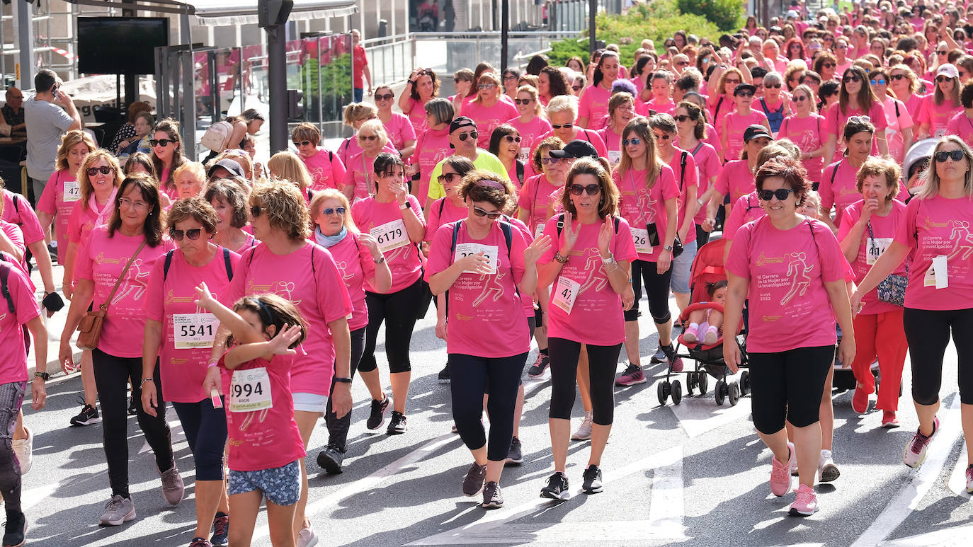 Fotos: Marea rosa contra el cáncer en Logroño