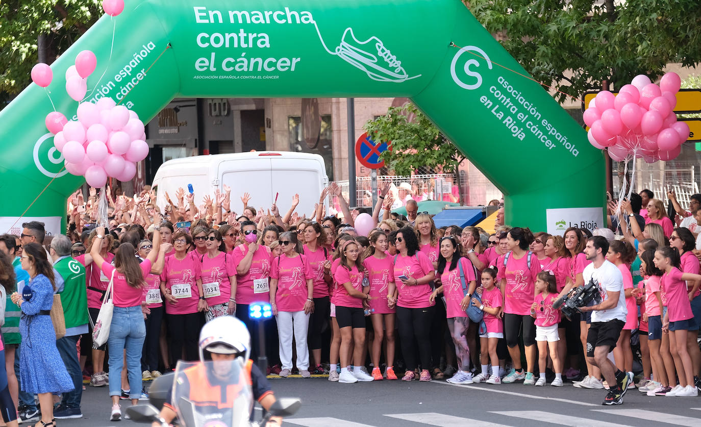 Fotos: Marea rosa contra el cáncer en Logroño