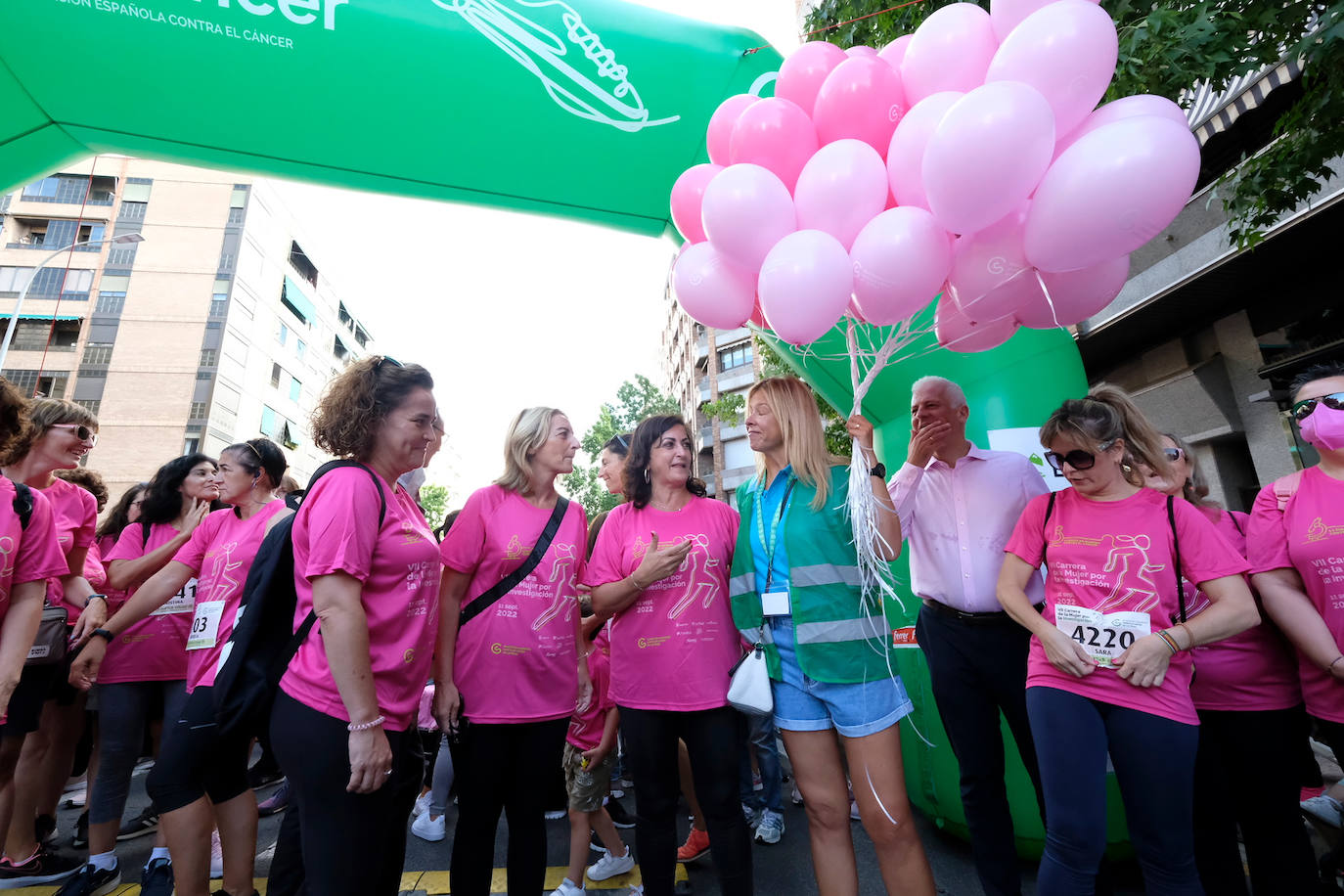 Fotos: Carrera de la Mujer en Logroño: preparación, ánimos y en la línea de salida