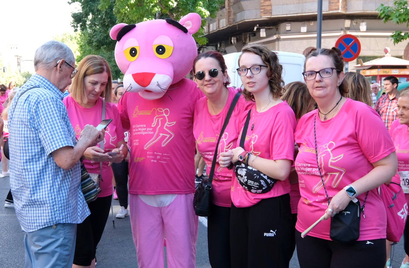 Fotos: Carrera de la Mujer en Logroño: preparación, ánimos y en la línea de salida