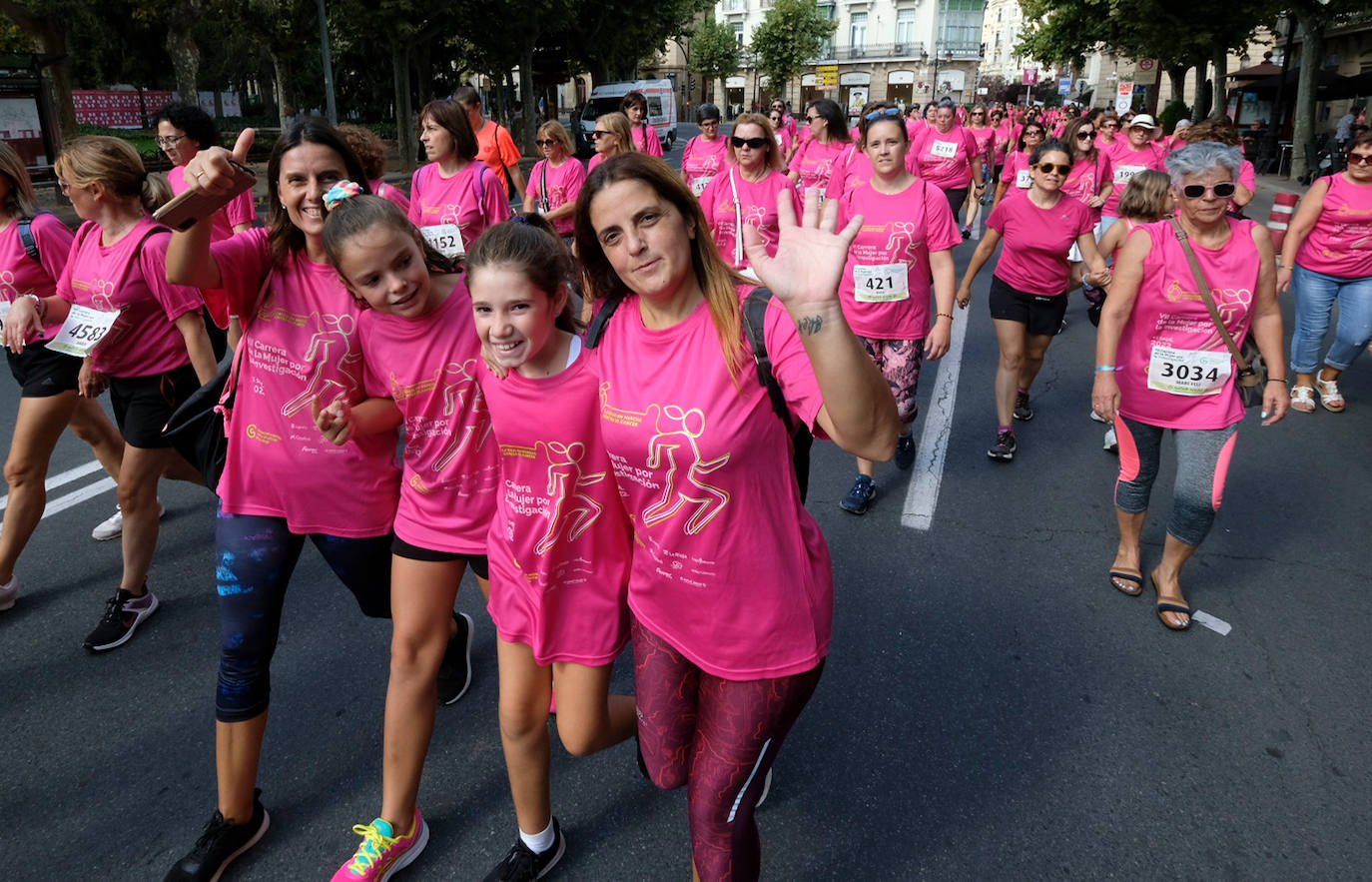 Fotos: Carrera de la Mujer en Logroño: preparación, ánimos y en la línea de salida