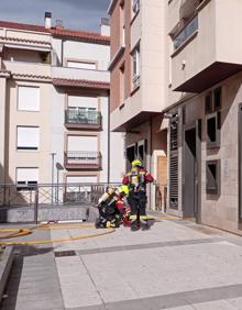 Imagen secundaria 2 - El incendio de una papelera provoca la alarma en la Oficina de Atención al Ciudadano de Calahorra