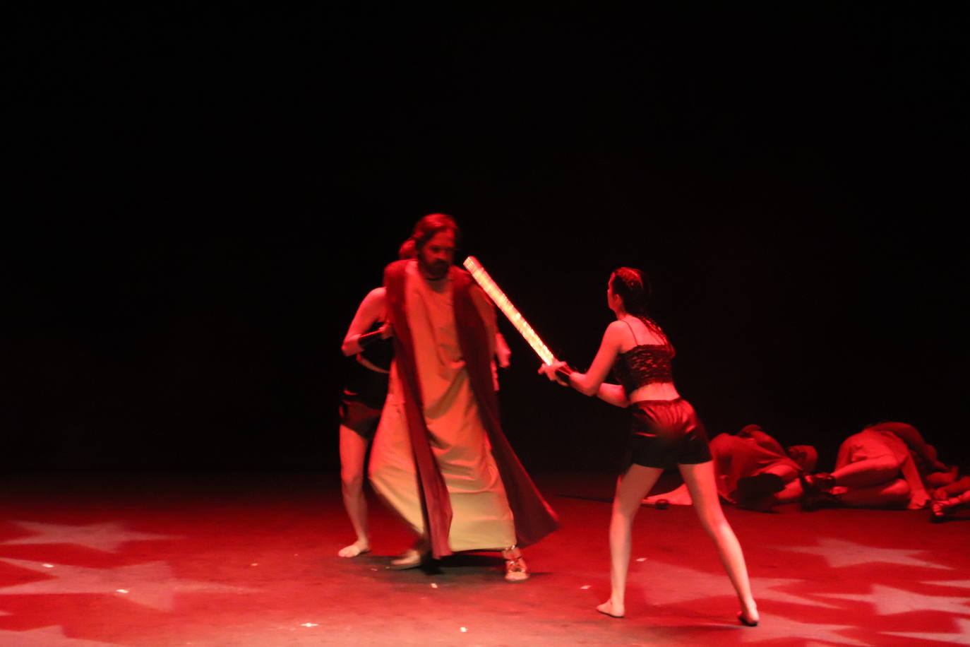 Fotos: Lleno en la representación teatral de la vida de los santos de Arnedo