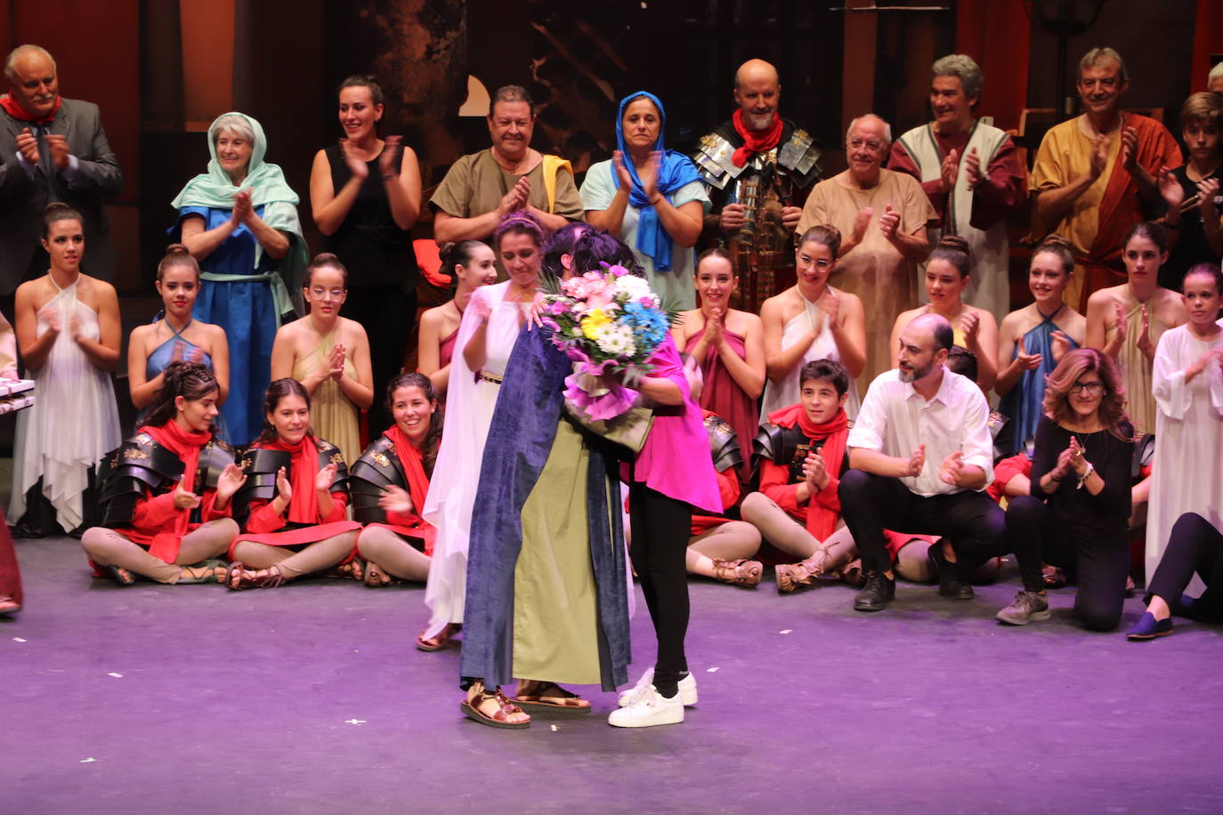 Fotos: Lleno en la representación teatral de la vida de los santos de Arnedo