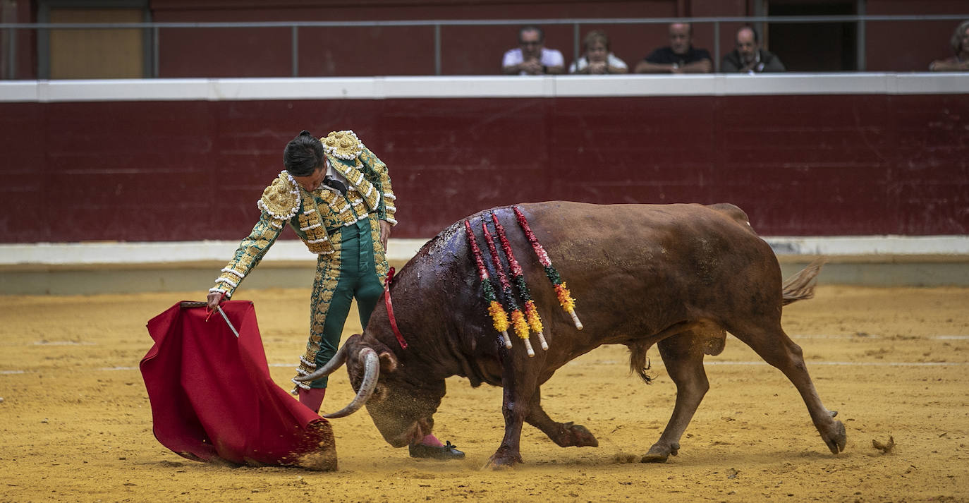 Fotos: Segunda corrida de abono en La Ribera