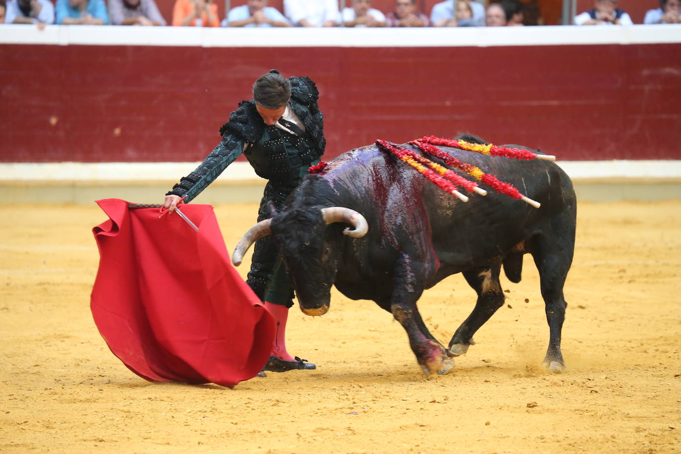 Fotos: Roca Rey y Urdiales salen a hombros en La Ribera