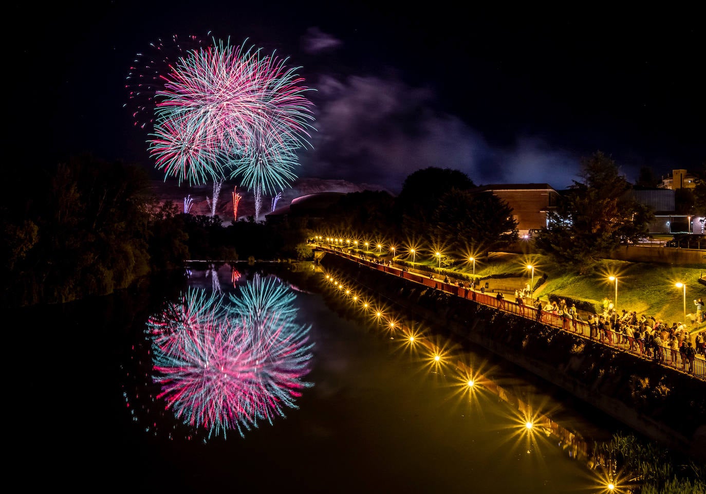 Fotos: Los fuegos artificiales del día de San Mateo