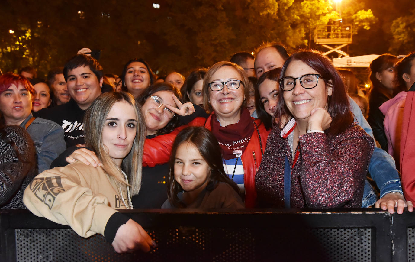 Fotos: Vanesa Martín llenó la plaza del Ayuntamiento de Logroño en su concierto de San Mateo