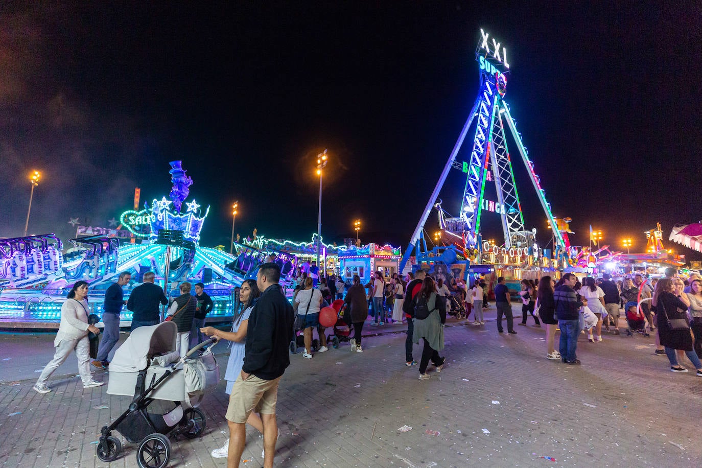 Fotos: La subida de la luz y el gas se ceba con los feriantes