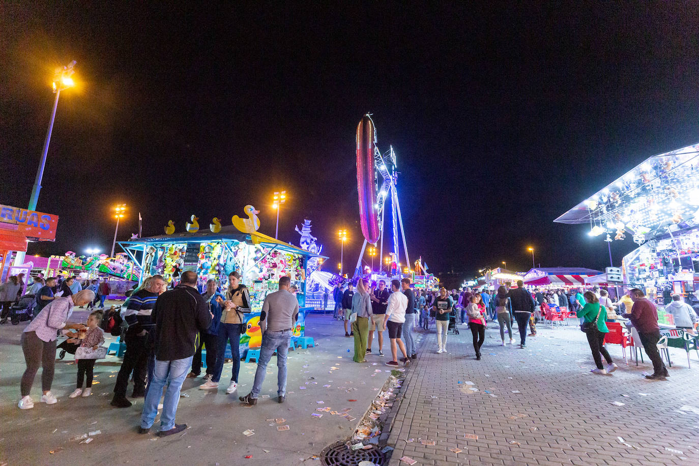 Fotos: La subida de la luz y el gas se ceba con los feriantes