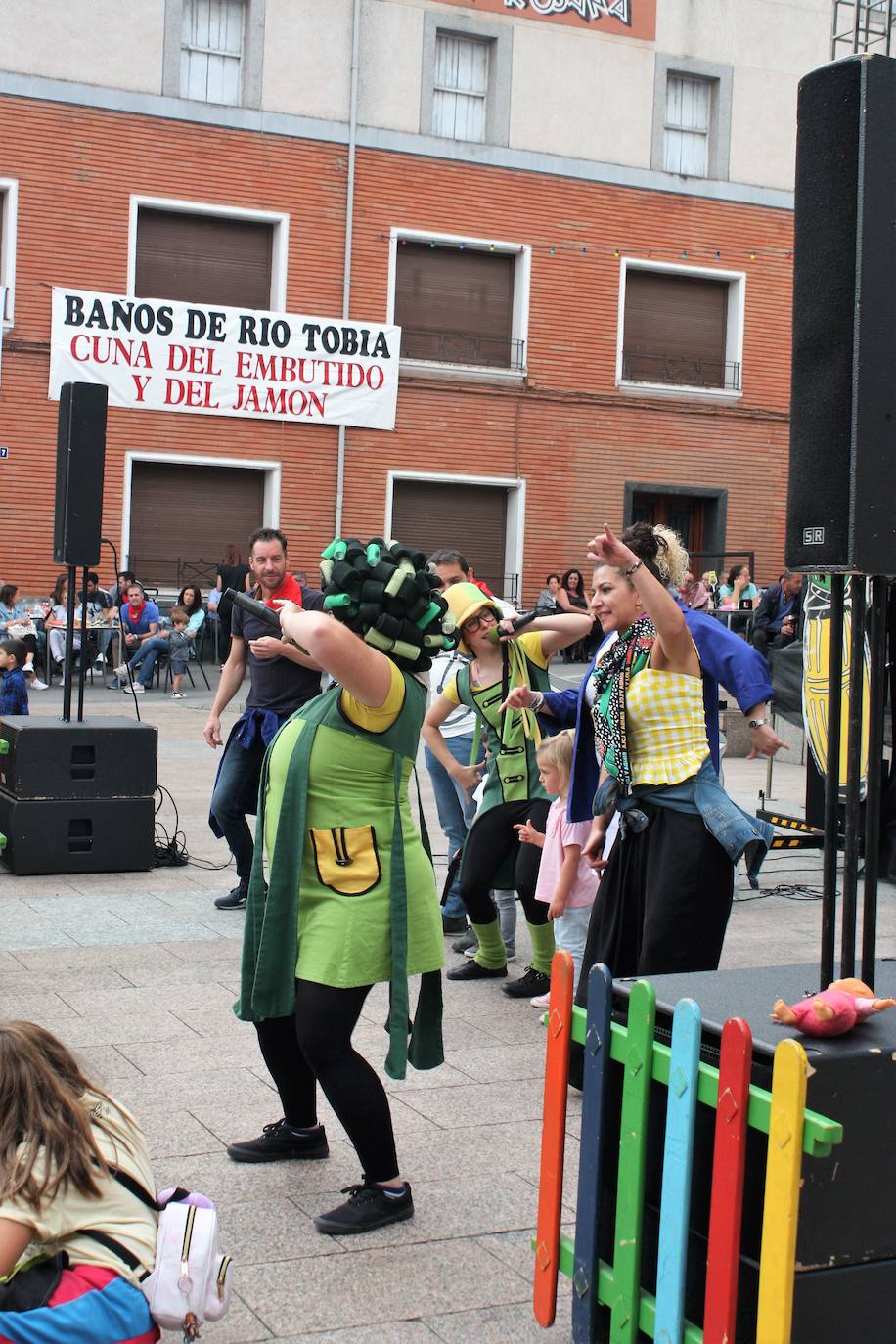 Fotos: Exaltación del cerdo y actividad infantil en Baños de Río Tobía