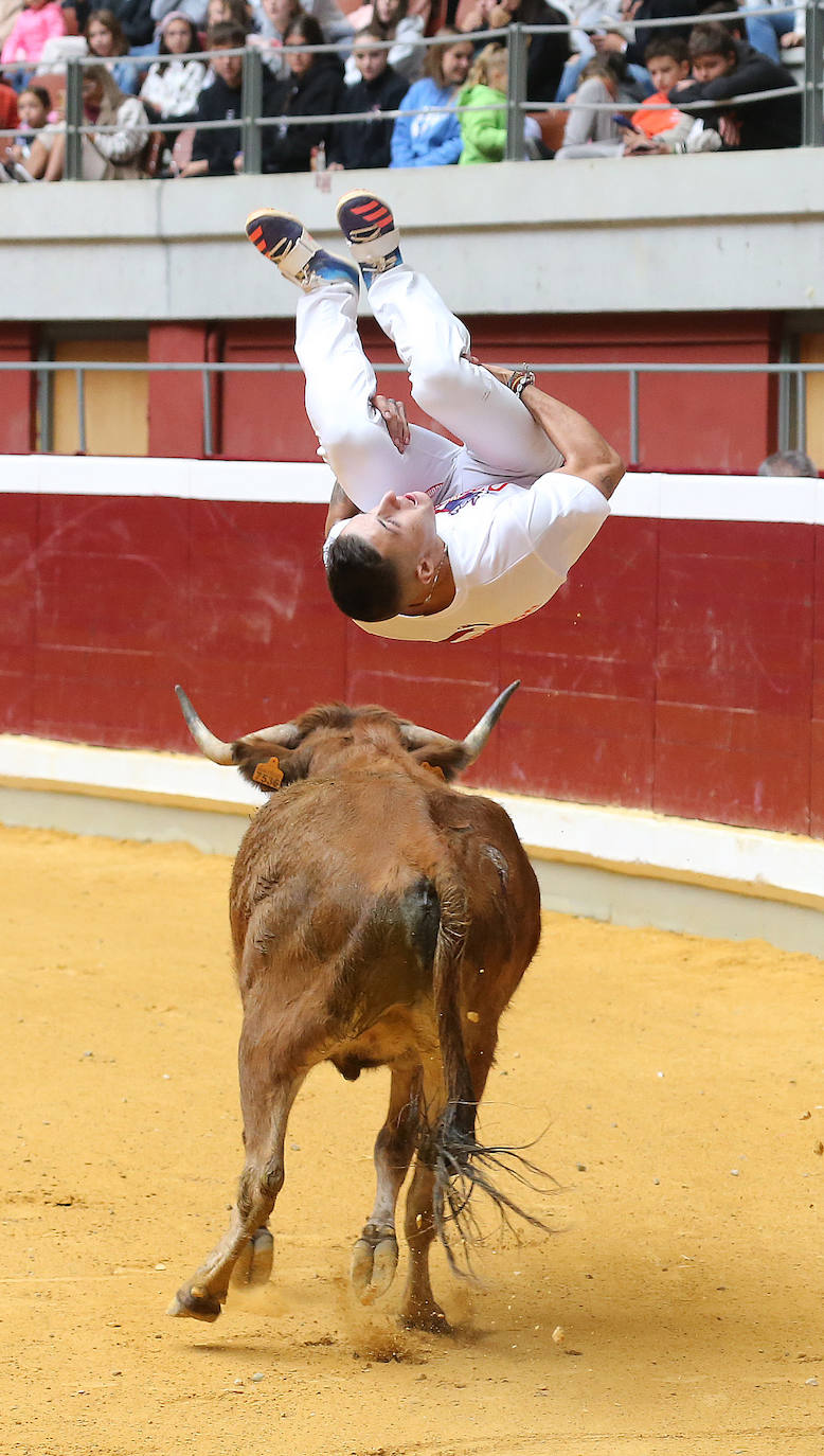 Fotos: Saltos, recortes y algunos sustos en La Ribera