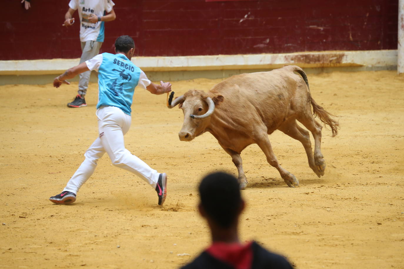 Fotos: Saltos, recortes y algunos sustos en La Ribera