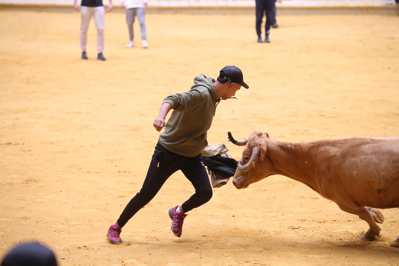 Fotos: Saltos, recortes y algunos sustos en La Ribera