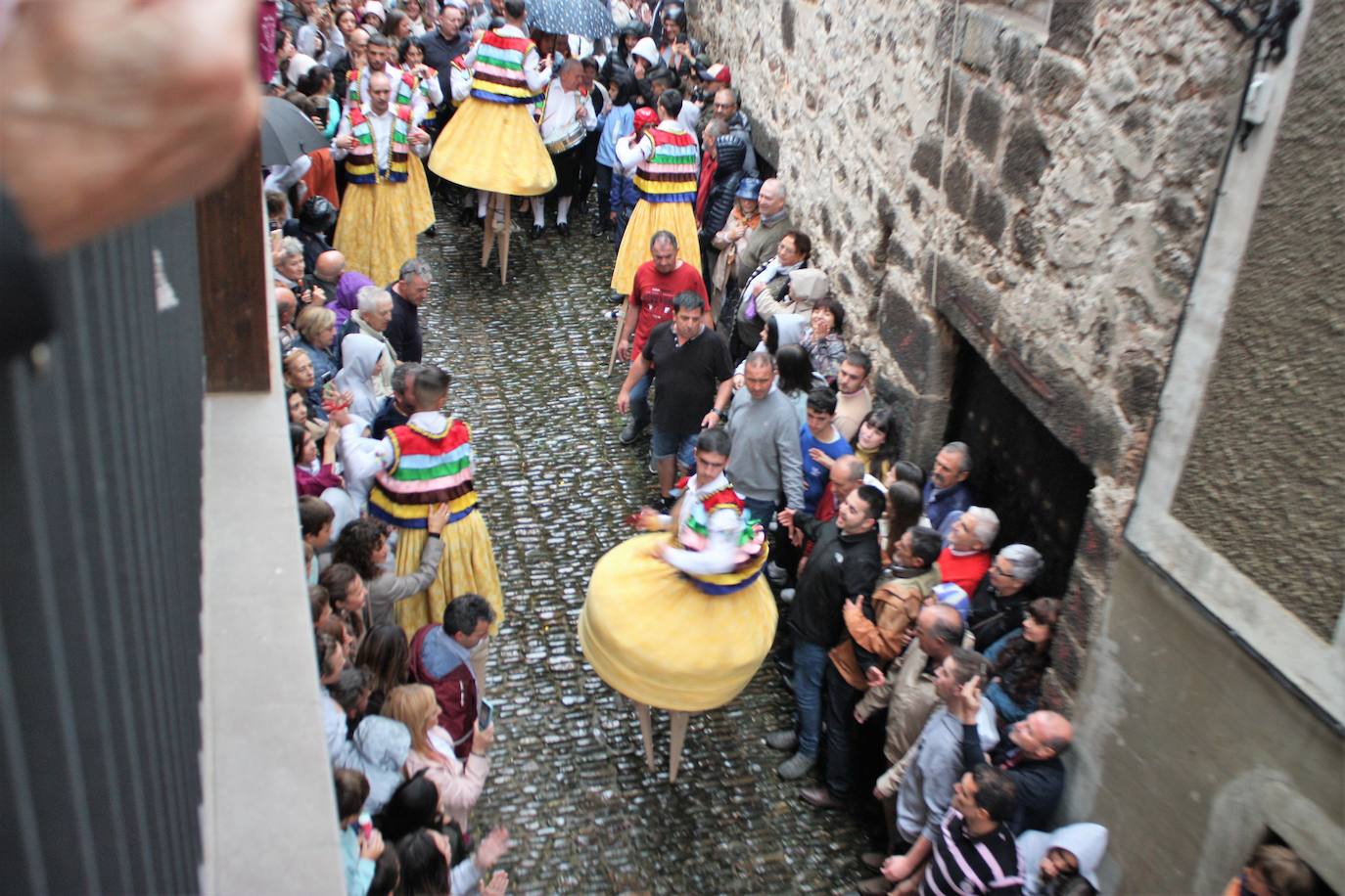 Fotos: Los danzadores de Anguiano no defraudan