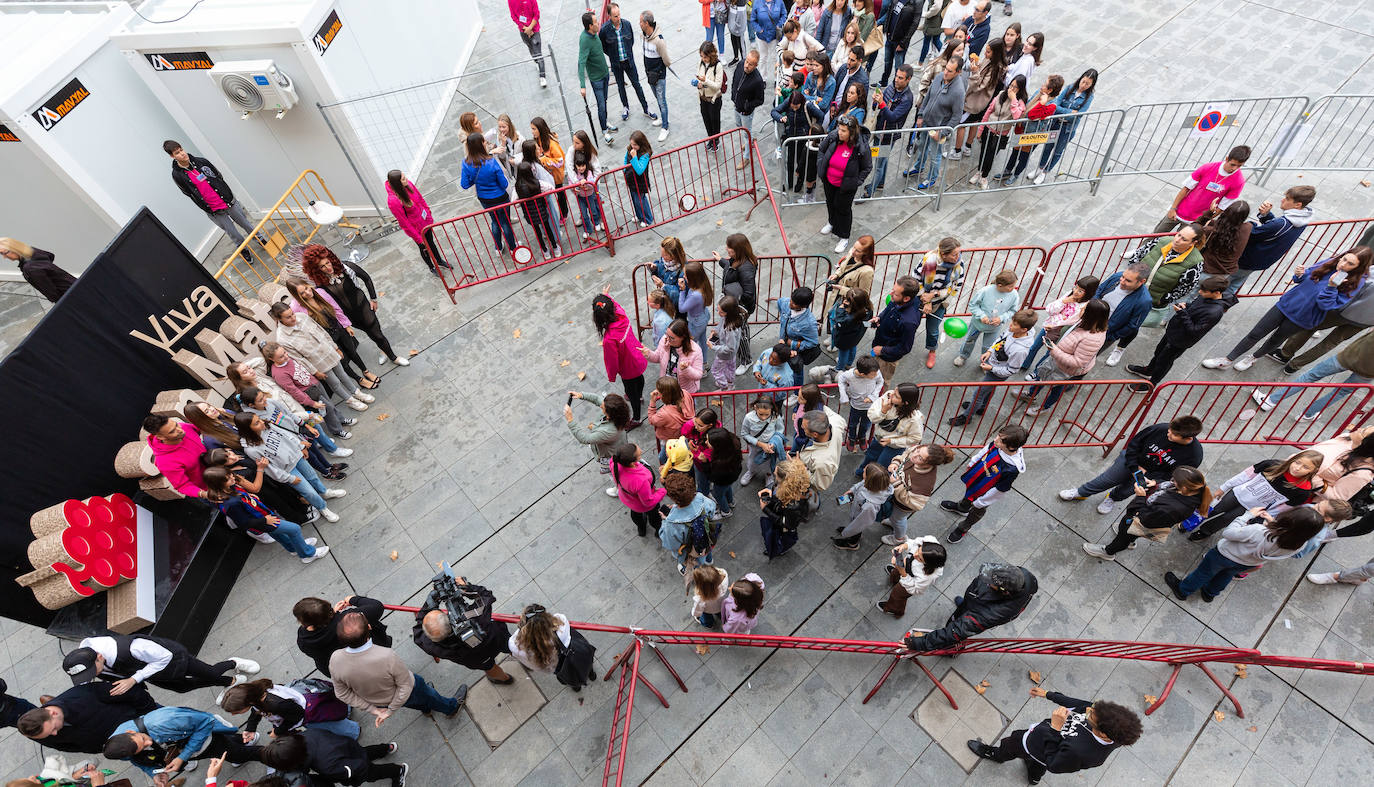 Fotos: Las Twin Melody movilizan Logroño con un Tik Tok masivo