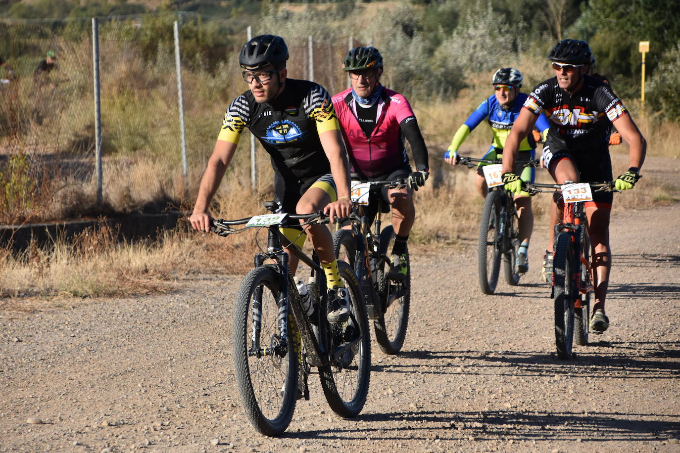 Fotos: Cruz y Narciso se llevan la BTT de la Peña Calagurritana