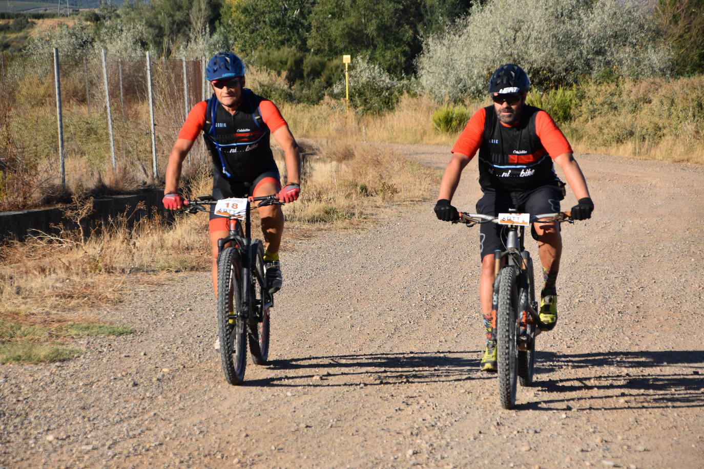 Fotos: Cruz y Narciso se llevan la BTT de la Peña Calagurritana