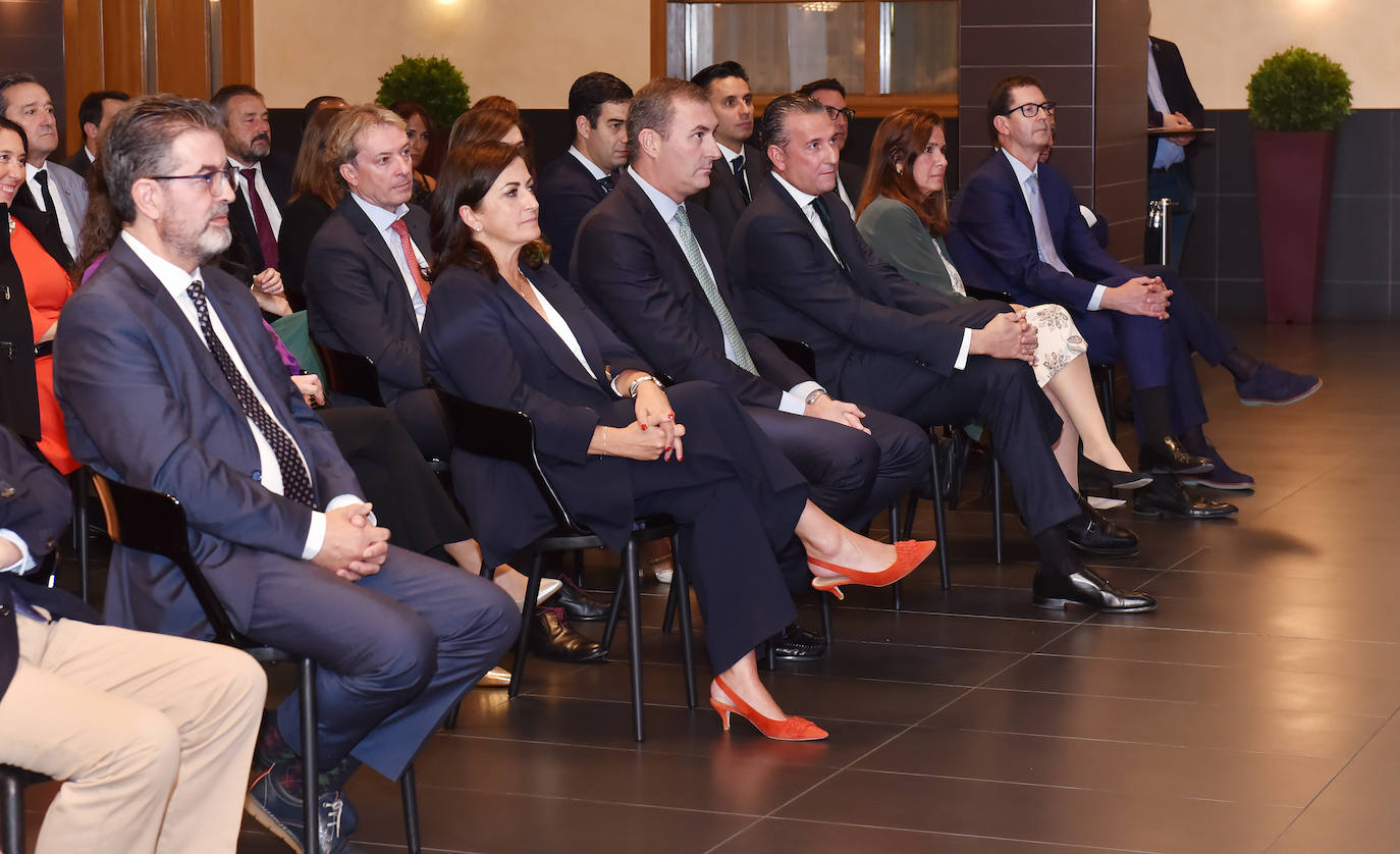 Fotos: Reale Seguros materializa con una celebración su traslado de sede central en Logroño a Pío XII