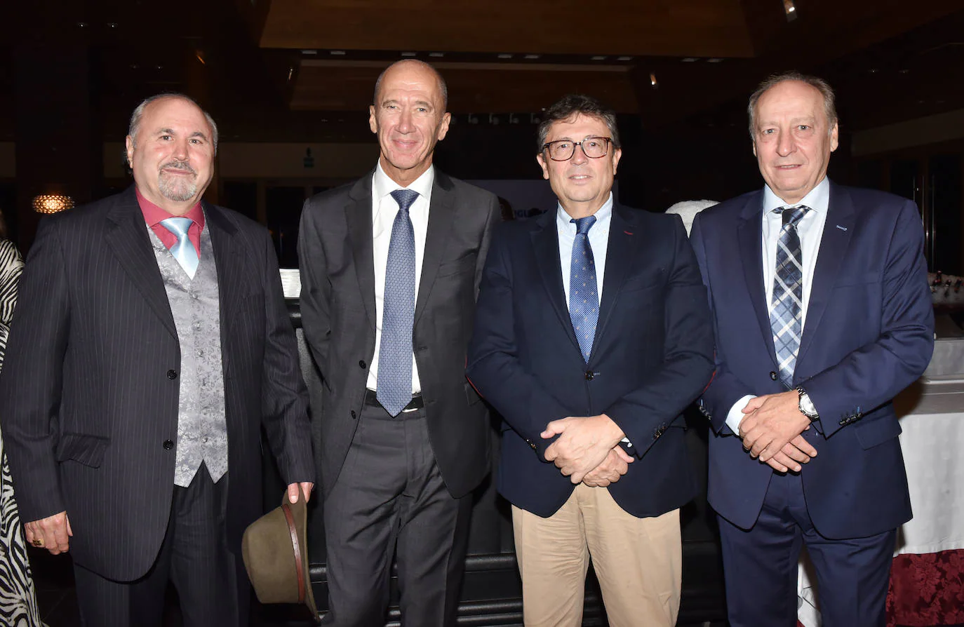 Fotos: Reale Seguros materializa con una celebración su traslado de sede central en Logroño a Pío XII