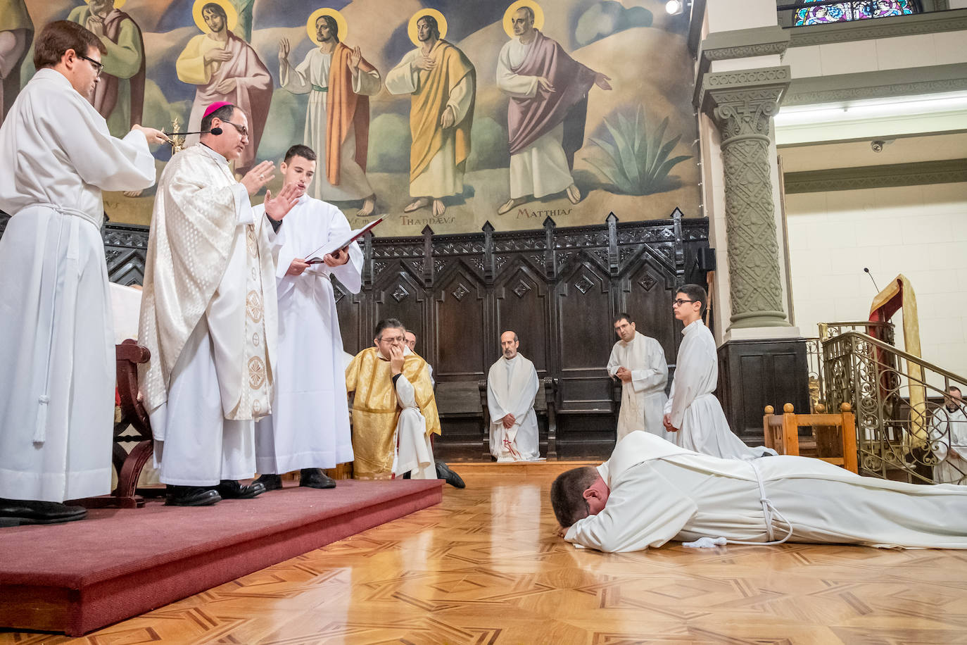 Fotos: Fernando Sancha, el primer sacerdote ordenado en La Rioja desde 2018