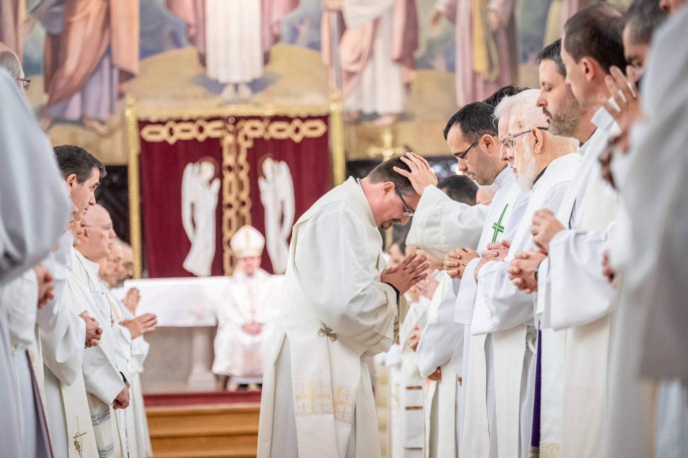 Fotos: Fernando Sancha, el primer sacerdote ordenado en La Rioja desde 2018