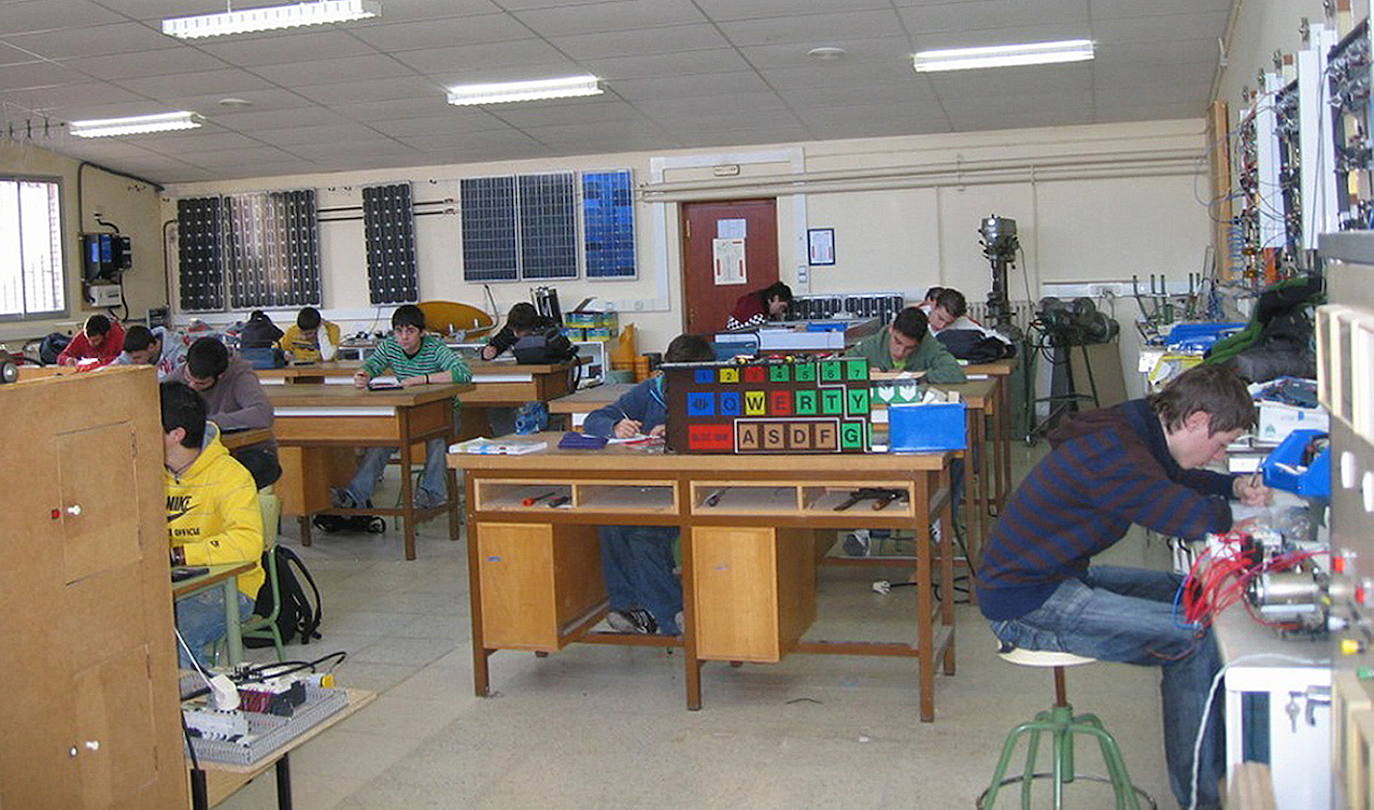 Aula de electricidad en el IES Gonzalo de Berceo. 