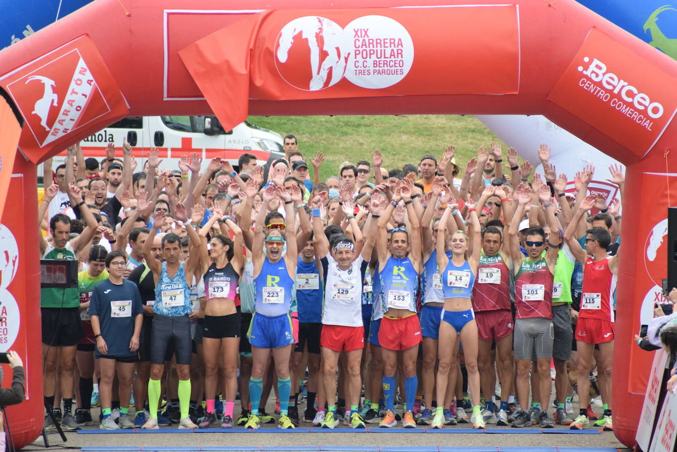 Fotos: Cuatrocientos atletas en la Carrera Tres Parques