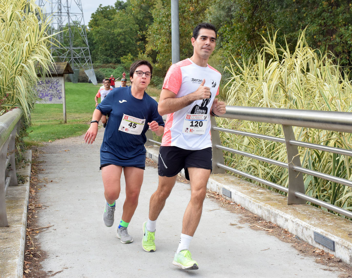 Fotos: Cuatrocientos atletas en la Carrera Tres Parques