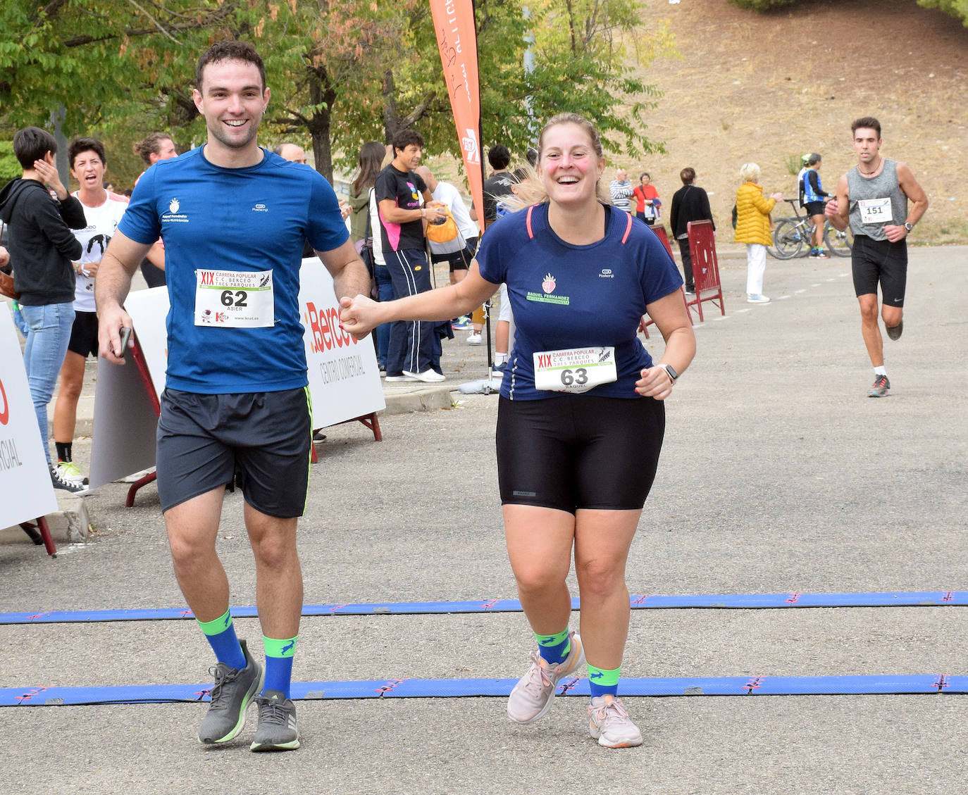 Fotos: Cuatrocientos atletas en la Carrera Tres Parques