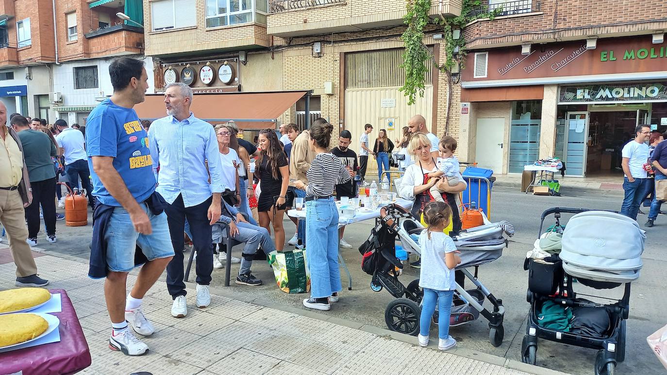 Fotos: Concurso de tortillas en Lardero por las fiestas de Gracias
