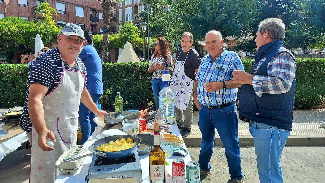 Fotos: Concurso de tortillas en Lardero por las fiestas de Gracias