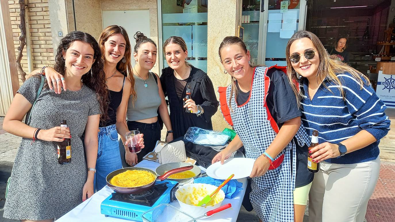 Fotos: Concurso de tortillas en Lardero por las fiestas de Gracias