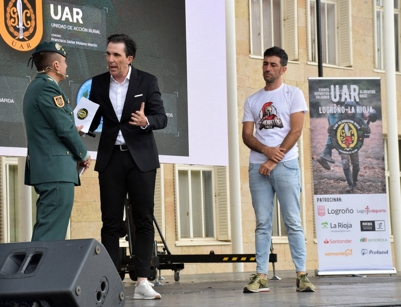 Fotos: Celebración de la &#039;UAR Gladiator Race&#039;, evento solidario de Unidad Rural de la Guardia Civil, en la plaza del Ayuntamiento de Logroño